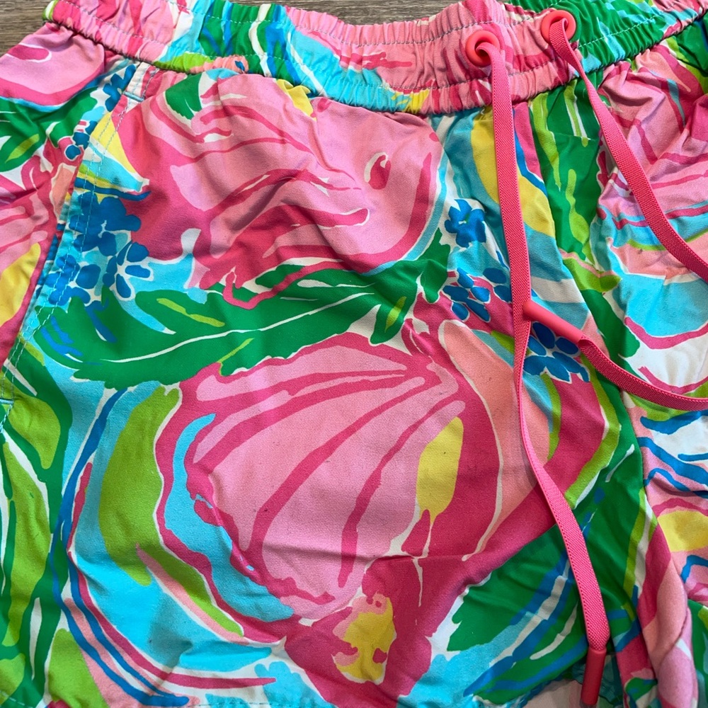 Iilly Pulitzer shorts